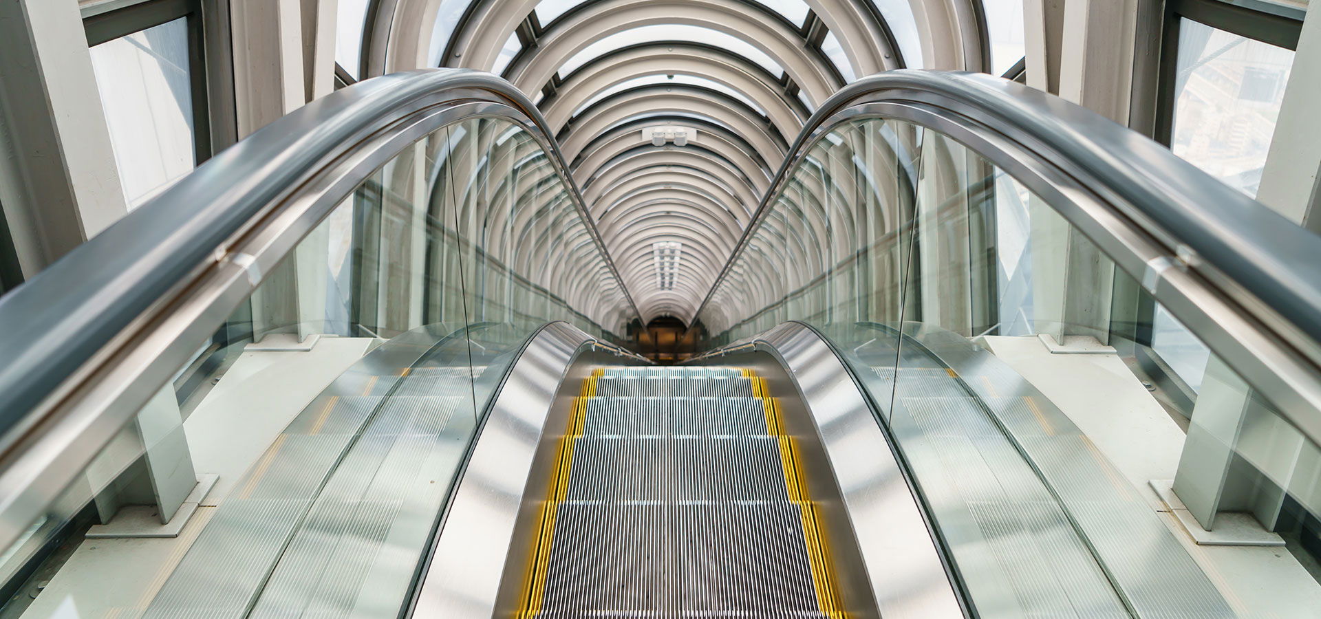 escalator-modern-building
